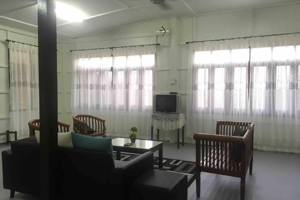 De Rhumaa Homestay Kuala Terengganu Dış mekan fotoğraf
